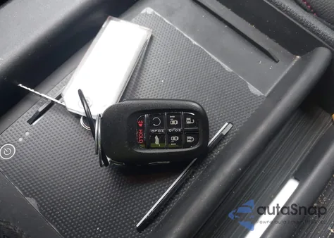 2025 Honda Odyssey Sport-L z USA, uszkodzony, nr VIN 5FNRL6H74SB051976